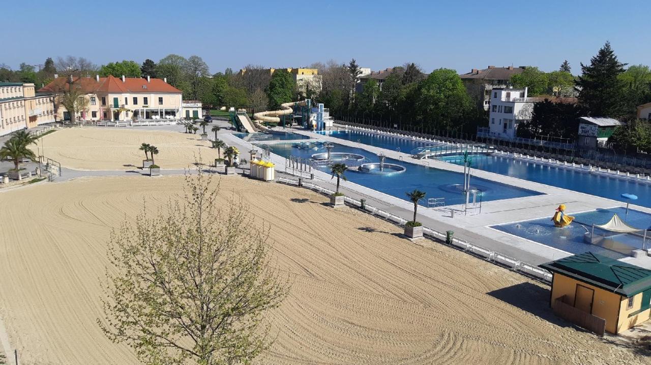 Das Gutenbrunn Thermen & Sporthotel Baden Exterior photo